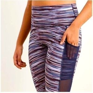 Aerie Purple High Waisted Leggings with Blue Mesh Pockets